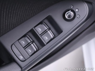 Audi A4 2,0 TDI 105kW S-line Navi 2011