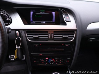 Audi A4 2,0 TDI 105kW S-line Navi 2011
