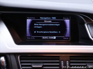 Audi A4 2,0 TDI 105kW S-line Navi 2011