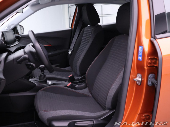 Peugeot 2008 1,2 PT 74kW CZ Klima ACTI 2020