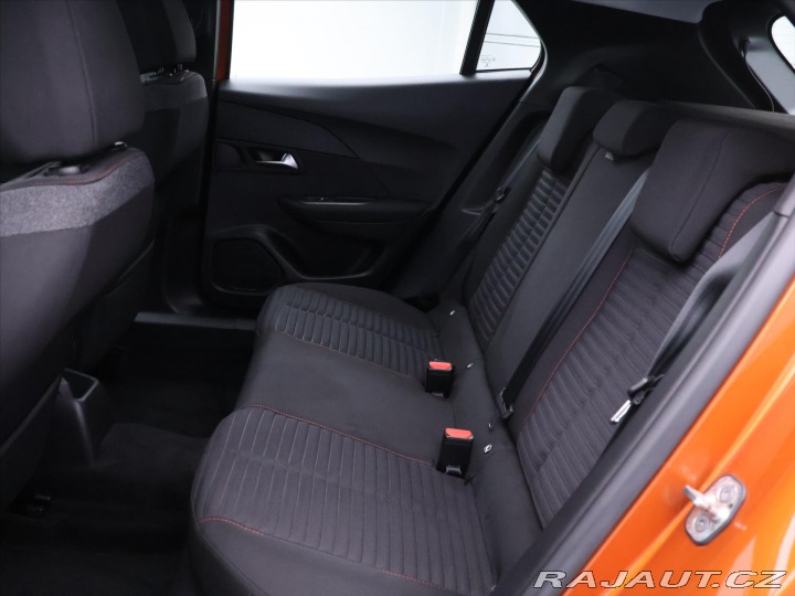Peugeot 2008 1,2 PT 74kW CZ Klima ACTI 2020