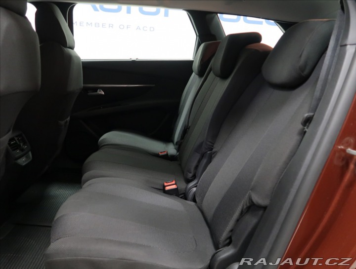 Peugeot 5008 1,5 BlueHDi ACTIVE PACK 7 2021