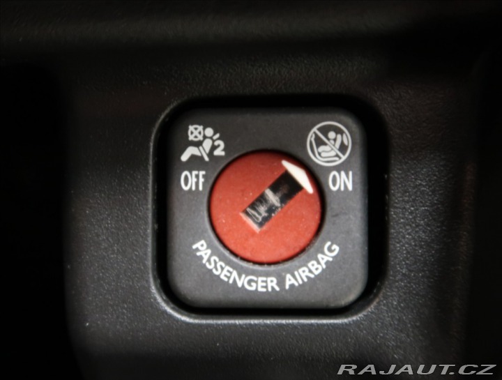 Peugeot 5008 1,5 BlueHDi ACTIVE PACK 7 2021