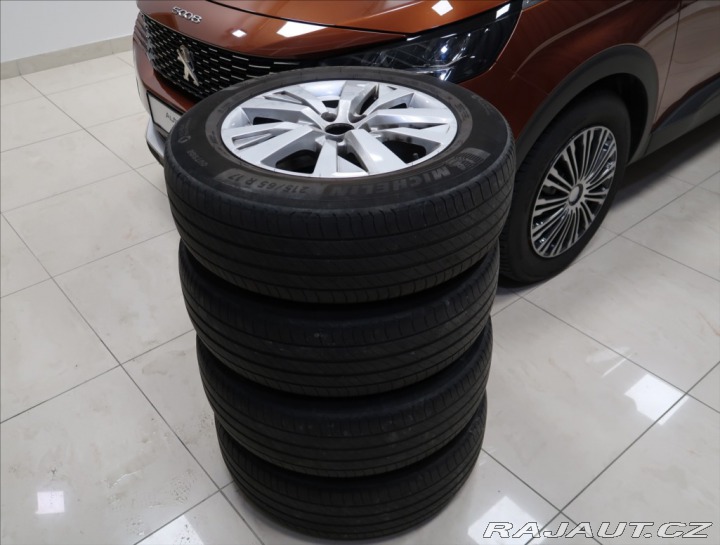 Peugeot 5008 1,5 BlueHDi ACTIVE PACK 7 2021