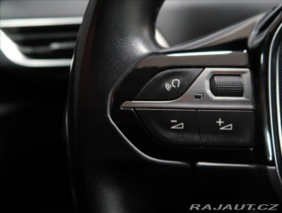 Peugeot 3008 1,2 PureTech ČR KAMERA 36 2019