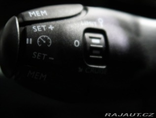 Peugeot 3008 1,2 PureTech ČR KAMERA 36 2019