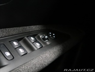 Peugeot 3008 1,2 PureTech ČR KAMERA 36 2019