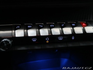 Peugeot 3008 1,2 PureTech ČR KAMERA 36 2019