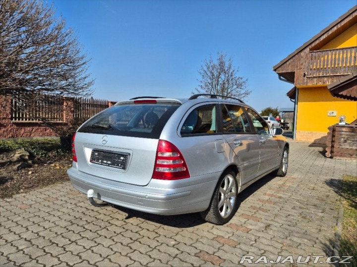 Mercedes-Benz C 2,0   C220 CDI TOP 2003