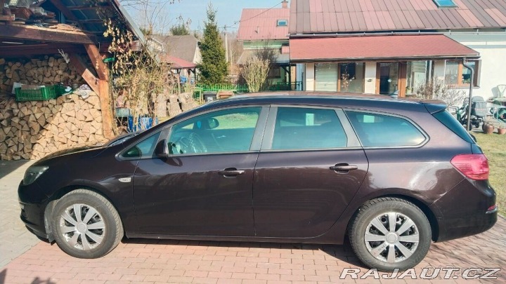 Opel Astra 1,6 2015