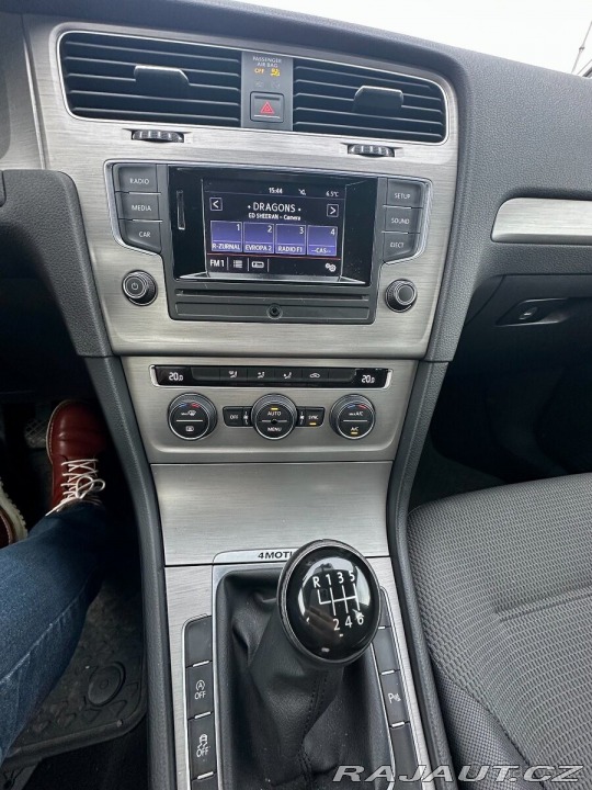 Volkswagen Golf 1,6   TDI 4x4 (nové brzdy 2014