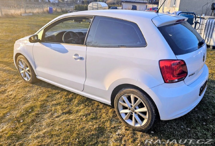 Volkswagen Polo 1,2   44kW Benzín 2010