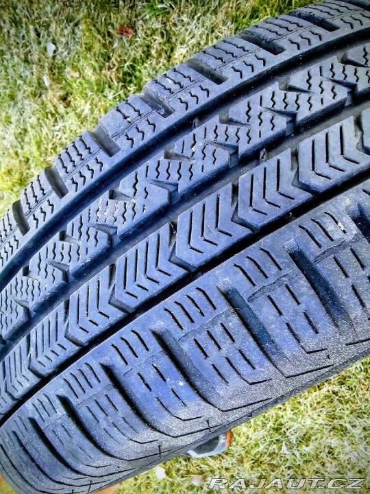 Volkswagen Polo 1,2   44kW Benzín 2010