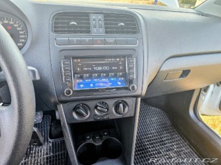 Volkswagen Polo 1,2   44kW Benzín 2010