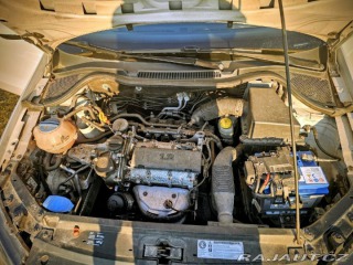 Volkswagen Polo 1,2   44kW Benzín 2010