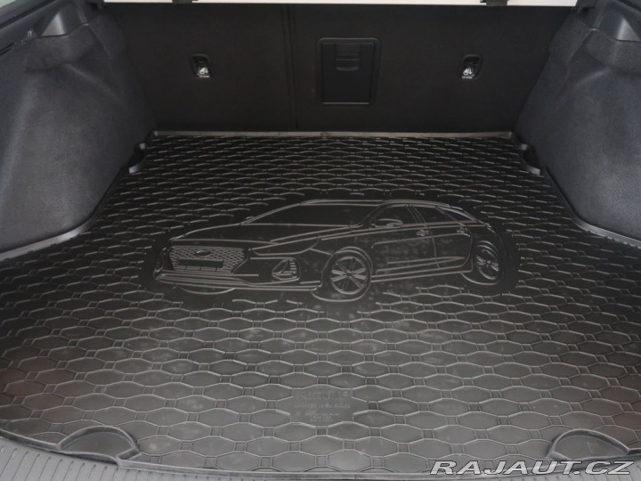 Hyundai i30 1.5T-GDi,CZ,Smart 2022