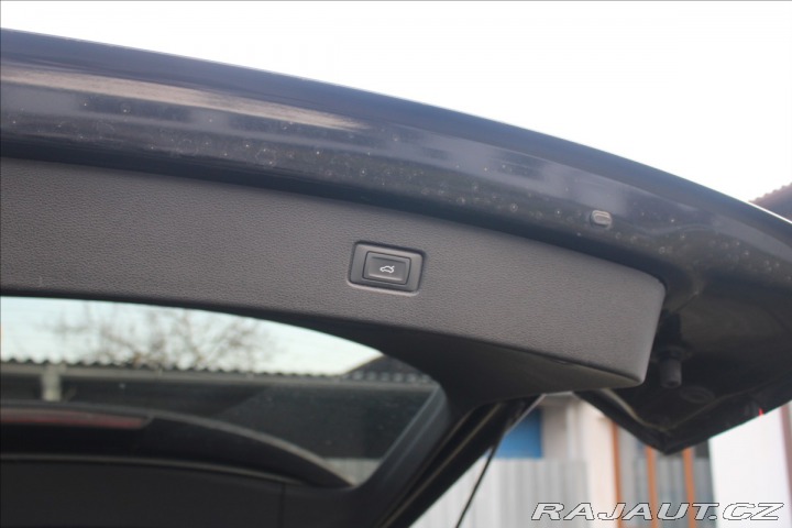 Audi Q7 3,0 45TDI Quattro S-Lin 1800