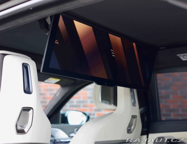 BMW 7 M760 e xDrive | Theatre 2023