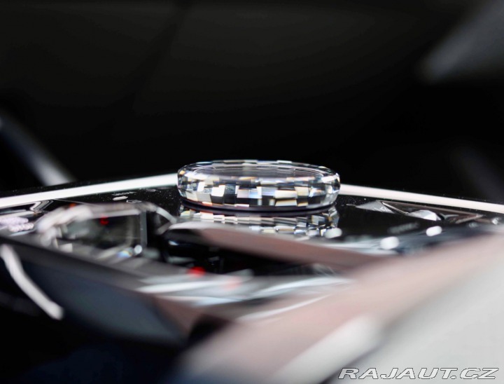 BMW 7 M760 e xDrive | Theatre 2023