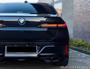 BMW 7 M760 e xDrive | Theatre 2023