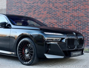 BMW 7 M760 e xDrive | Theatre 2023