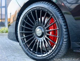 BMW 7 M760 e xDrive | Theatre 2023