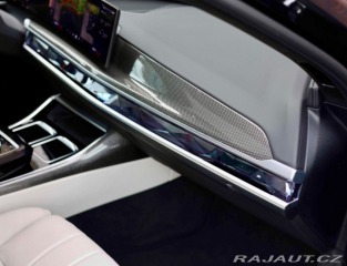 BMW 7 M760 e xDrive | Theatre 2023