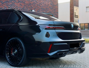 BMW 7 M760 e xDrive | Theatre 2023