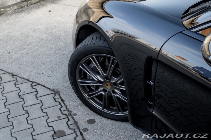 Porsche Panamera Sport Turismo 4 Automat 2018