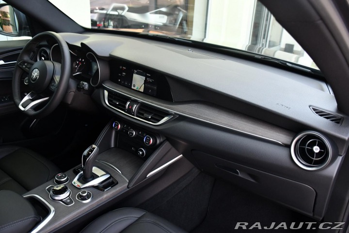 Alfa Romeo Stelvio 2.0 Ti AT8-Q4 206kW 2023