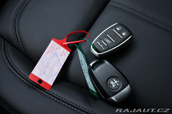 Alfa Romeo Stelvio 2.0 Ti AT8-Q4 206kW 2023