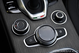 Alfa Romeo Stelvio 2.0 Ti AT8-Q4 206kW 2023