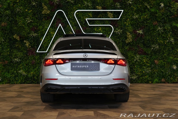 Mercedes-Benz E 450d*4M*AMG*NEZ.TOP*PANO* 2024