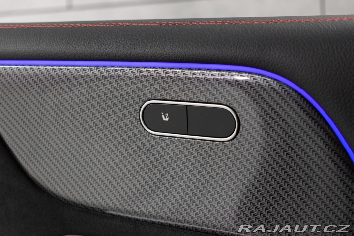 Mercedes-Benz GLB 250 4MATIC*ZÁRUKA*AMG*TAŽ 2024