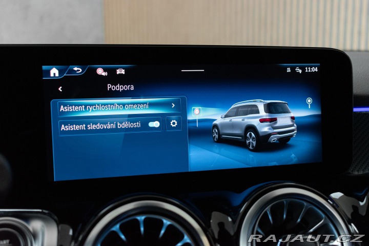 Mercedes-Benz GLB 250 4MATIC*ZÁRUKA*AMG*TAŽ 2024