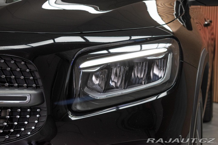 Mercedes-Benz GLB 250 4MATIC*ZÁRUKA*AMG*TAŽ 2024