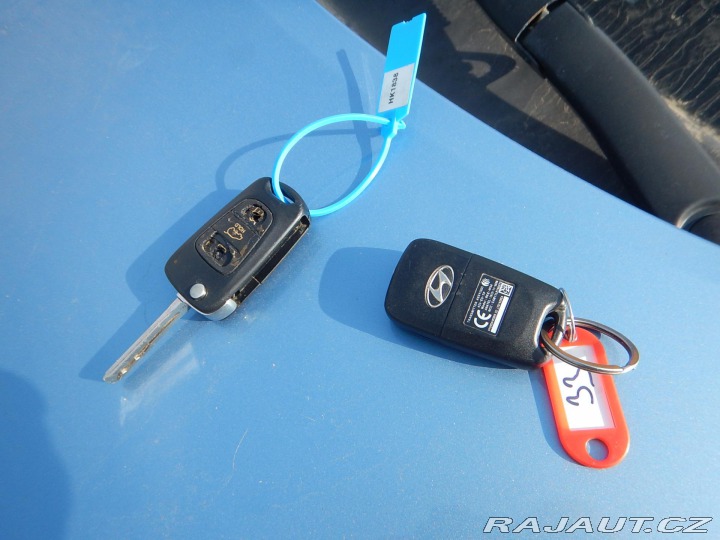 Hyundai i30 1.4 CRDi 66 kw tažné 2013