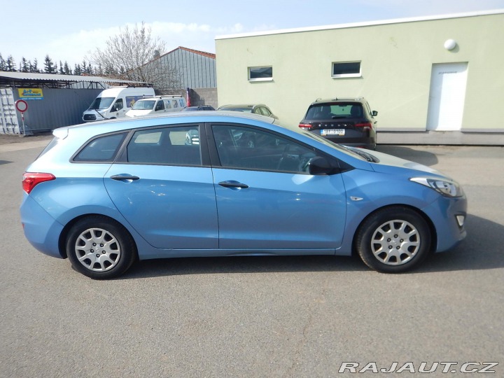 Hyundai i30 1.4 CRDi 66 kw tažné 2013