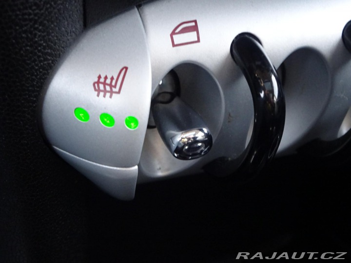 Mini One 1.4 70kW KŮŽE PANORAMA SE 2007