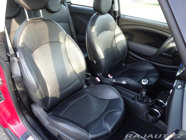 Mini One 1.4 70kW KŮŽE PANORAMA SE 2007