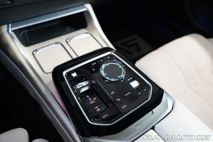 BMW 7 750e*XDRIVE*M*THEATRE-S*H 2025