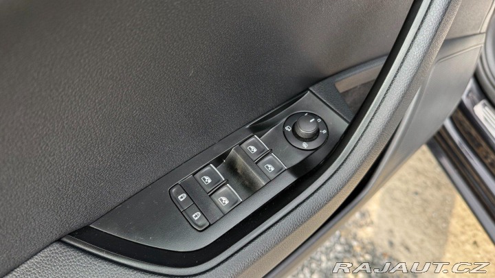 Škoda Superb 2.0TDi 110kW *ALU*Navi*DS 2018