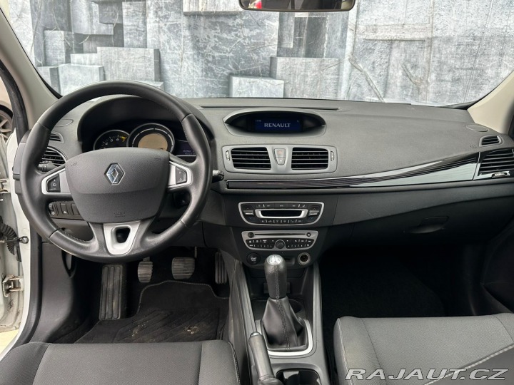 Renault Mégane 1.6i 74KW, POTKANÝ MOTOR 2011