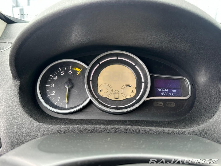 Renault Mégane 1.6i 74KW, POTKANÝ MOTOR 2011