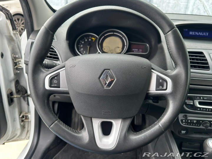 Renault Mégane 1.6i 74KW, POTKANÝ MOTOR 2011