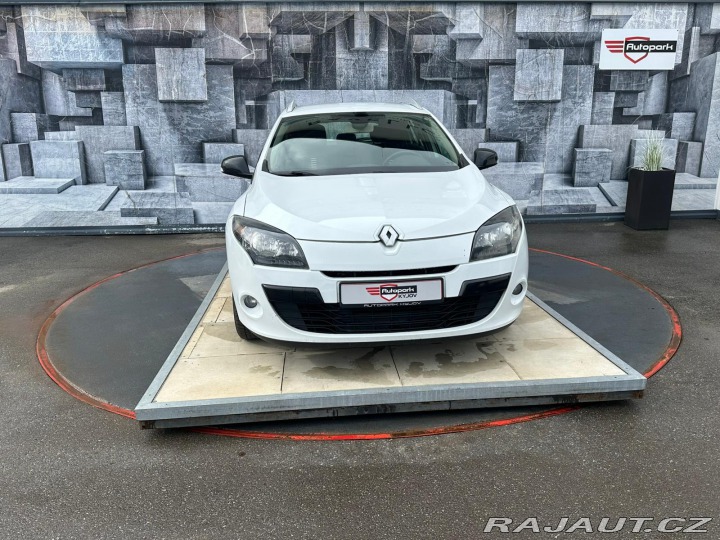 Renault Mégane 1.6i 74KW, POTKANÝ MOTOR 2011
