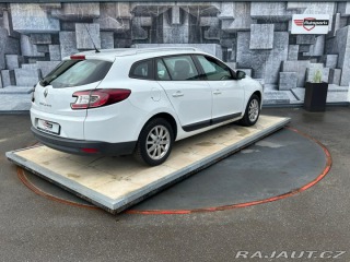 Renault Mégane 1.6i 74KW, POTKANÝ MOTOR 2011