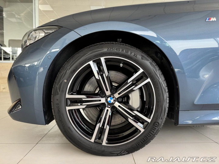 BMW 3 330i xDrive*M-SPORT*Distr 2025