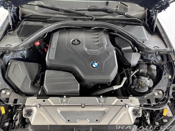 BMW 3 330i xDrive*M-SPORT*REZER 2025