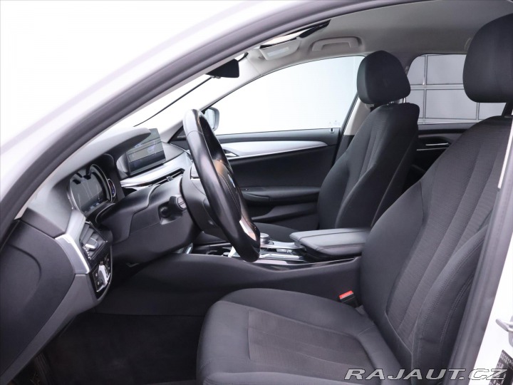 BMW 5 2,0 525d 170kW Aut. Navi 2018